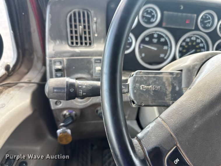 image for item EV1845 2006 Sterling L9500 dump truck