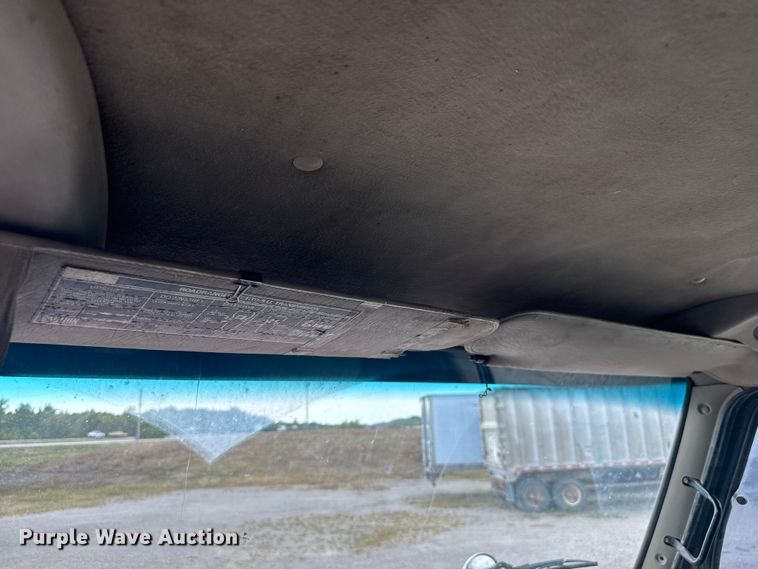 image for item EV1845 2006 Sterling L9500 dump truck