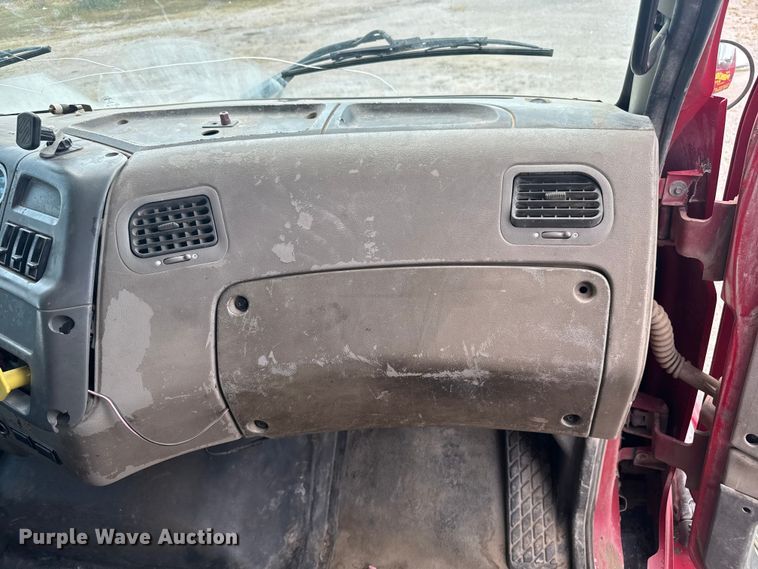 image for item EV1845 2006 Sterling L9500 dump truck