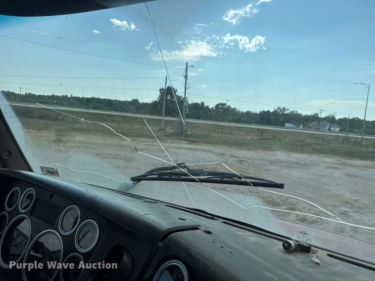 image for item EV1845 2006 Sterling L9500 dump truck