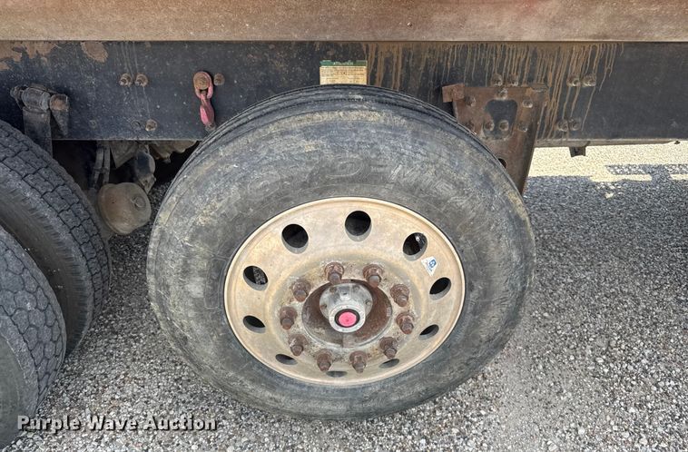 image for item EV1845 2006 Sterling L9500 dump truck