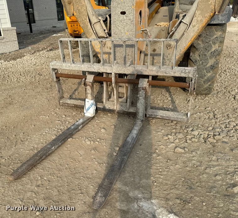 image for item EV4001 2019 JCB 510-56 telehandler