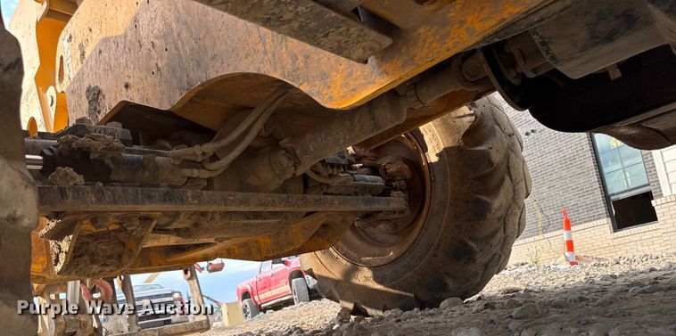 image for item EV4001 2019 JCB 510-56 telehandler