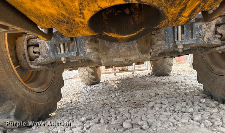 image for item EV4001 2019 JCB 510-56 telehandler