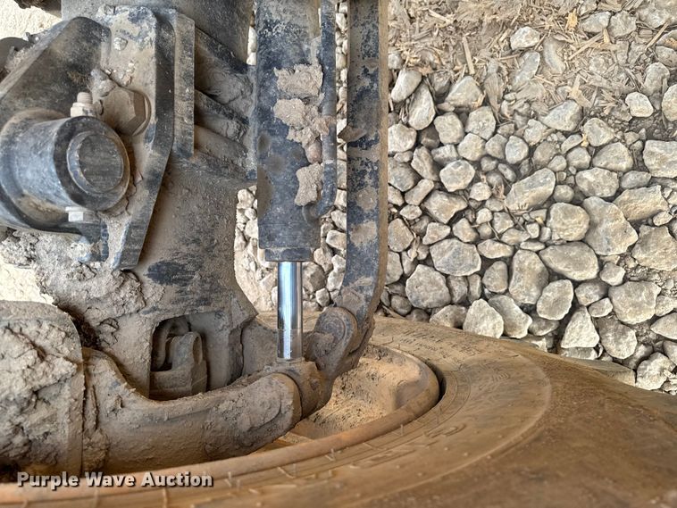 image for item EV4001 2019 JCB 510-56 telehandler