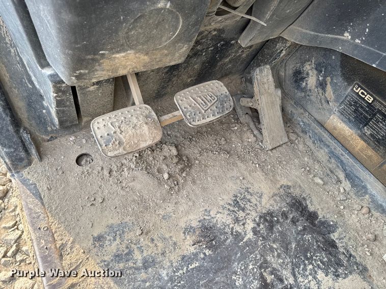 image for item EV4001 2019 JCB 510-56 telehandler