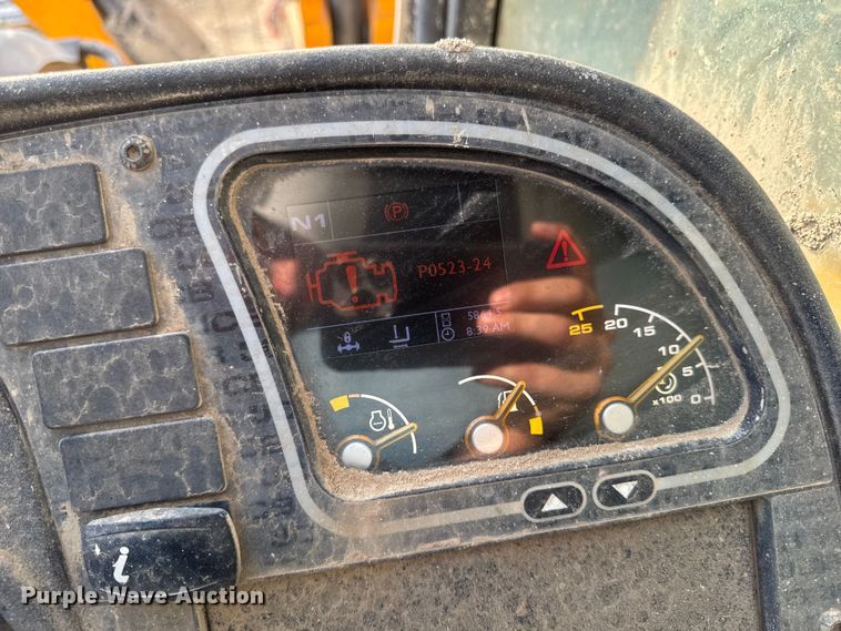 image for item EV4001 2019 JCB 510-56 telehandler