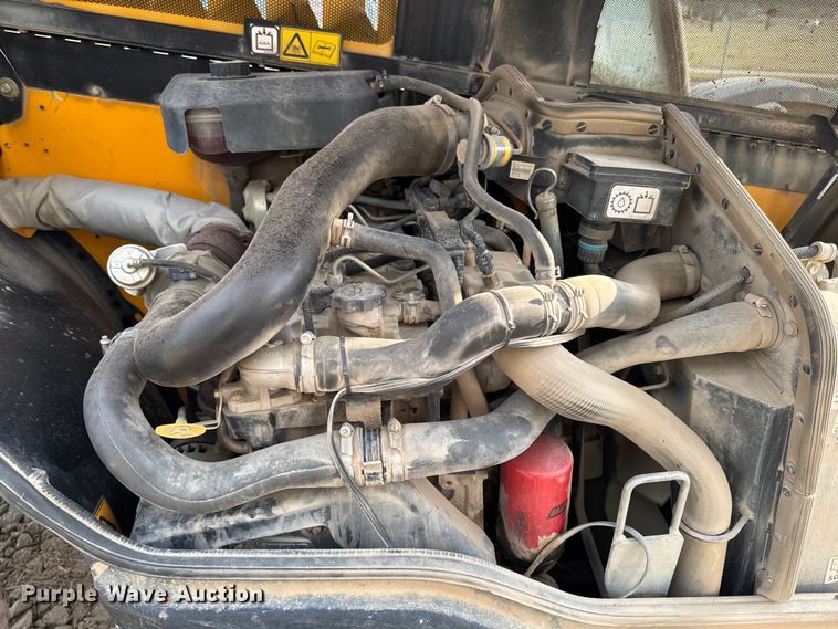 image for item EV4001 2019 JCB 510-56 telehandler