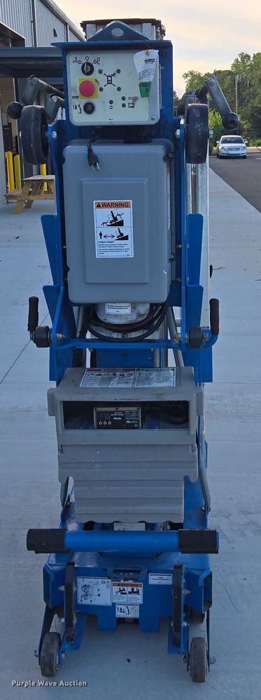 image for item FB9471 2020 Genie AWP-30S vertical lift