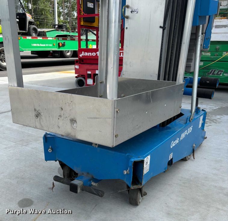 image for item FB9471 2020 Genie AWP-30S vertical lift