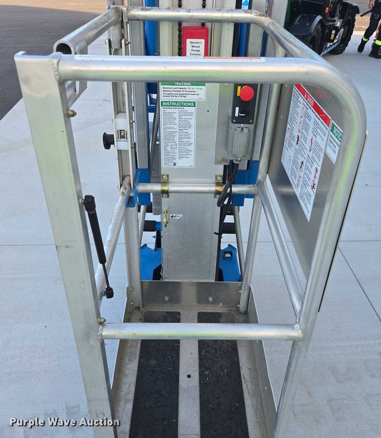 image for item FB9471 2020 Genie AWP-30S vertical lift