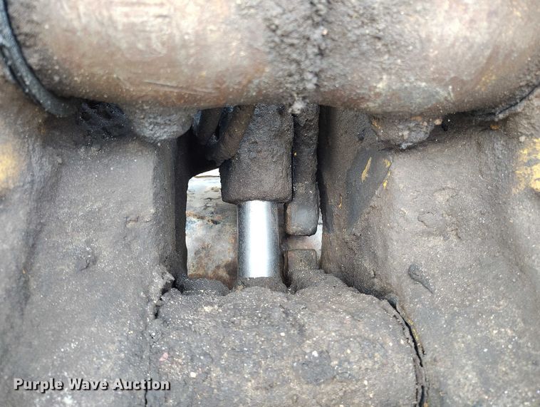 image for item IP9704 2009 Komatsu PC138USLC-8 mini excavator