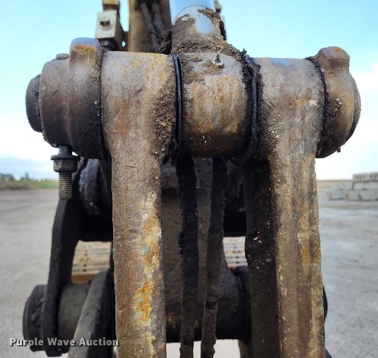 image for item IP9704 2009 Komatsu PC138USLC-8 mini excavator