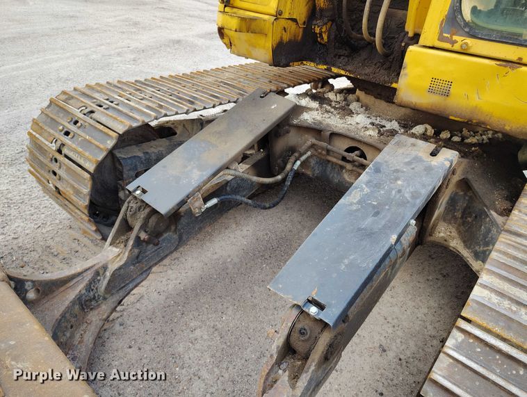 image for item IP9704 2009 Komatsu PC138USLC-8 mini excavator