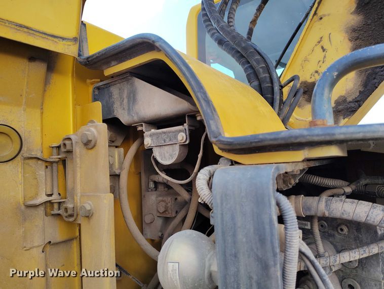 image for item IP9704 2009 Komatsu PC138USLC-8 mini excavator
