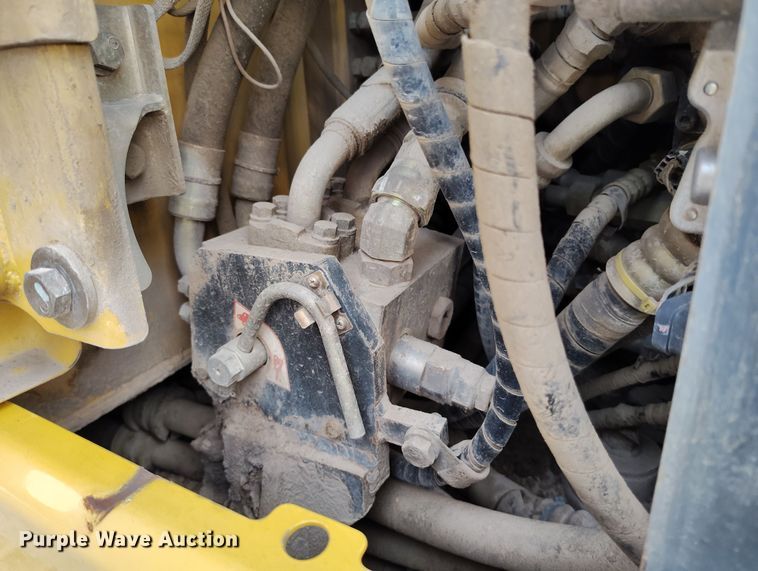 image for item IP9704 2009 Komatsu PC138USLC-8 mini excavator