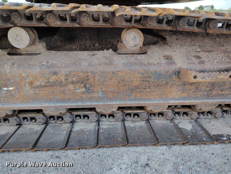 image for item IP9704 2009 Komatsu PC138USLC-8 mini excavator