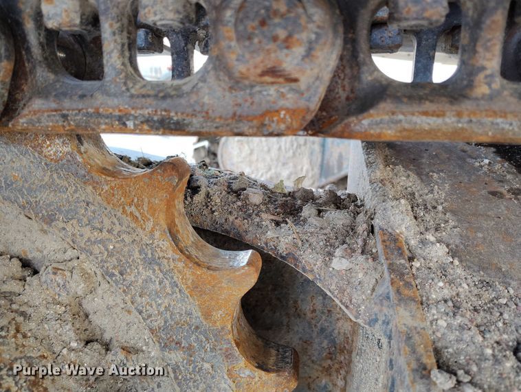 image for item IP9704 2009 Komatsu PC138USLC-8 mini excavator