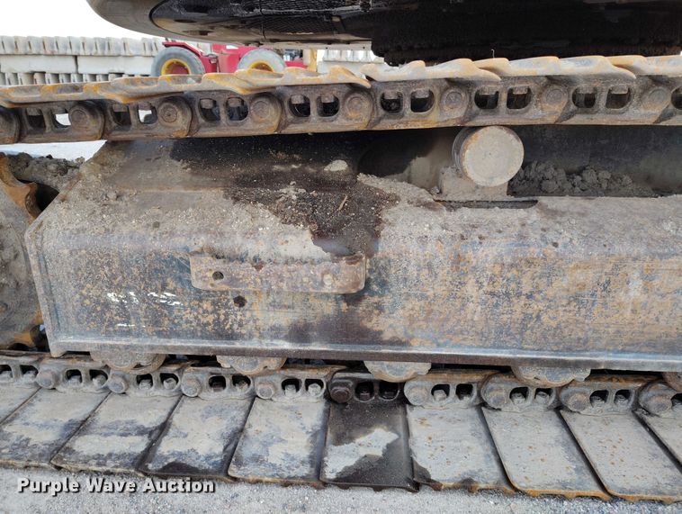 image for item IP9704 2009 Komatsu PC138USLC-8 mini excavator