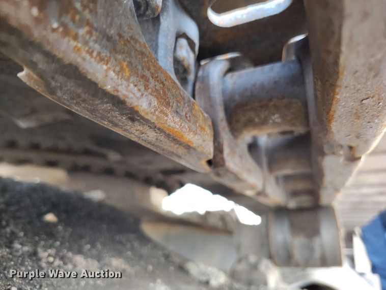 image for item IP9704 2009 Komatsu PC138USLC-8 mini excavator