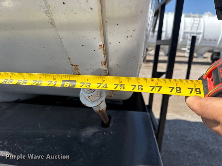 image for item NU9552 2017 Kenworth T370 vacuum truck