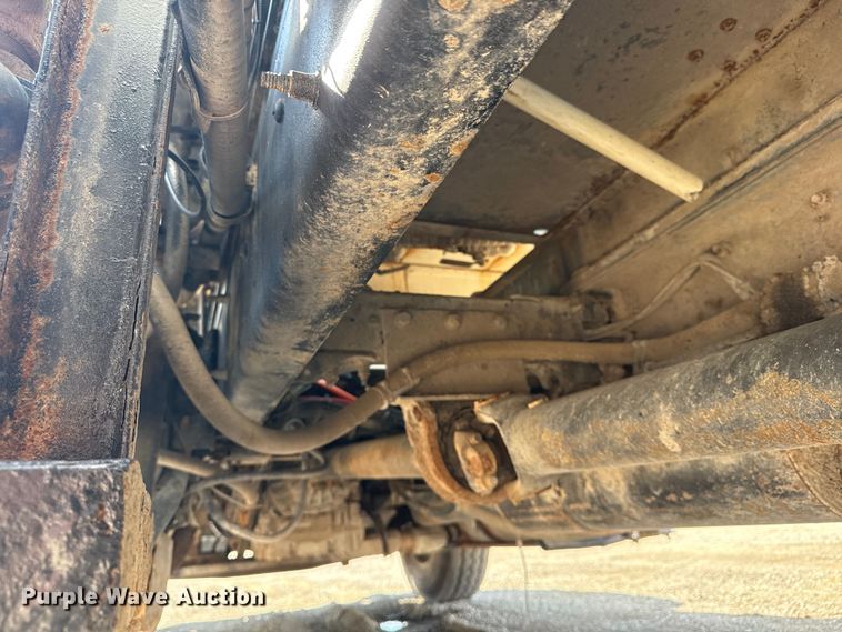 image for item NU9552 2017 Kenworth T370 vacuum truck