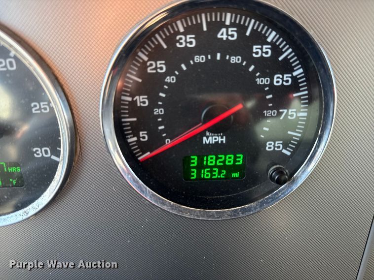 image for item NU9552 2017 Kenworth T370 vacuum truck