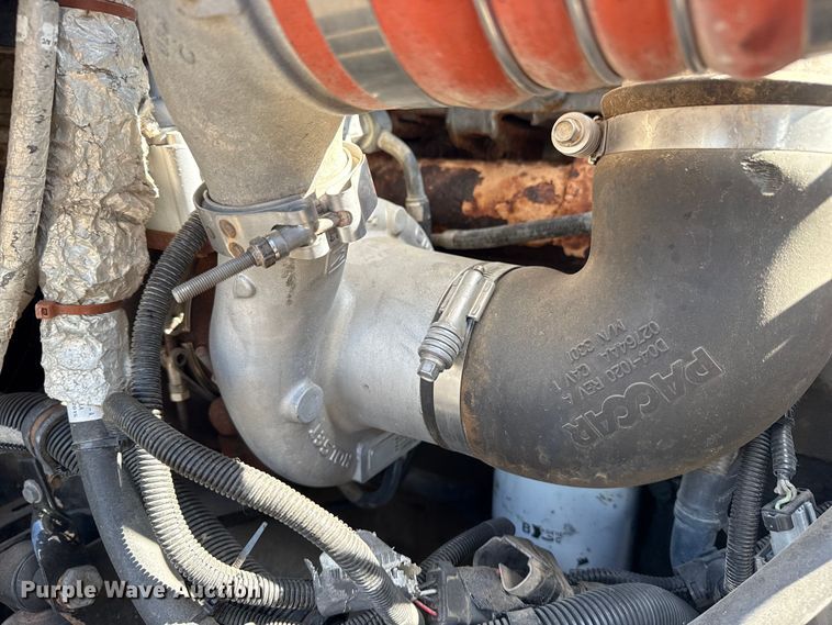 image for item NU9552 2017 Kenworth T370 vacuum truck