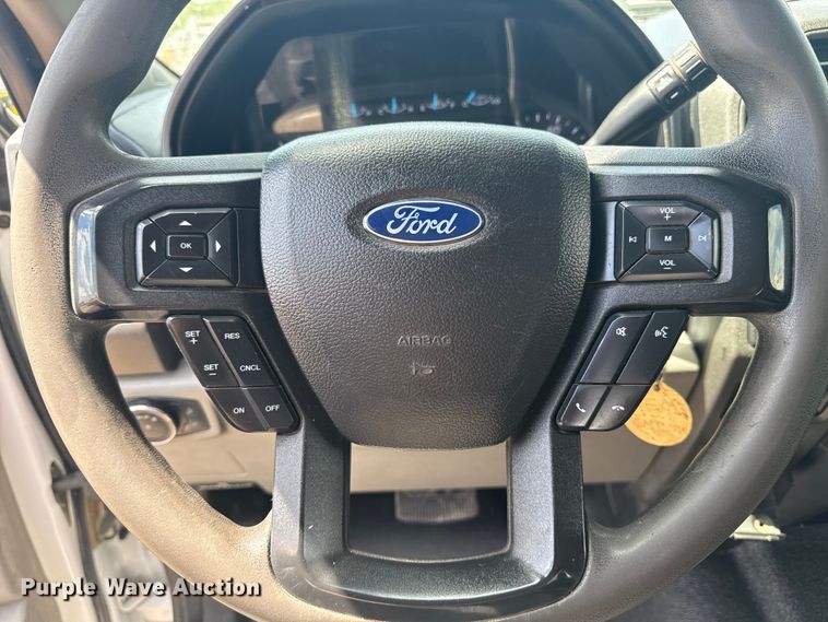 image for item NU9562 2019 Ford F550 Super Duty utility / service truck