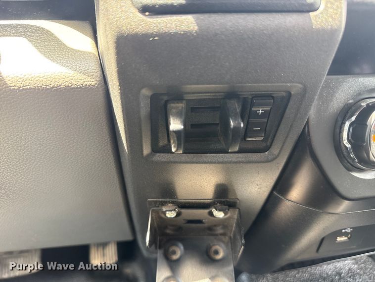 image for item NU9562 2019 Ford F550 Super Duty utility / service truck