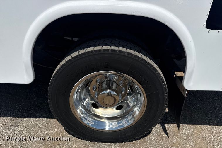 image for item NU9562 2019 Ford F550 Super Duty utility / service truck