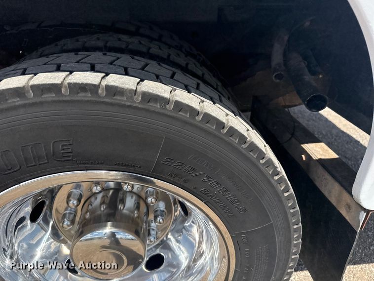 image for item NU9562 2019 Ford F550 Super Duty utility / service truck