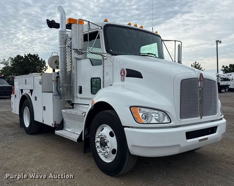 image for item NU9573 2012 Kenworth T370 utility / service truck