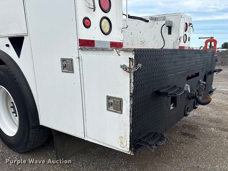 image for item NU9573 2012 Kenworth T370 utility / service truck