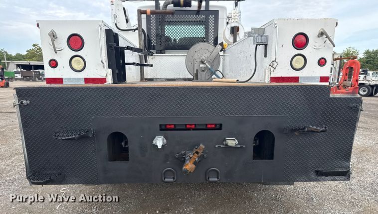 image for item NU9573 2012 Kenworth T370 utility / service truck