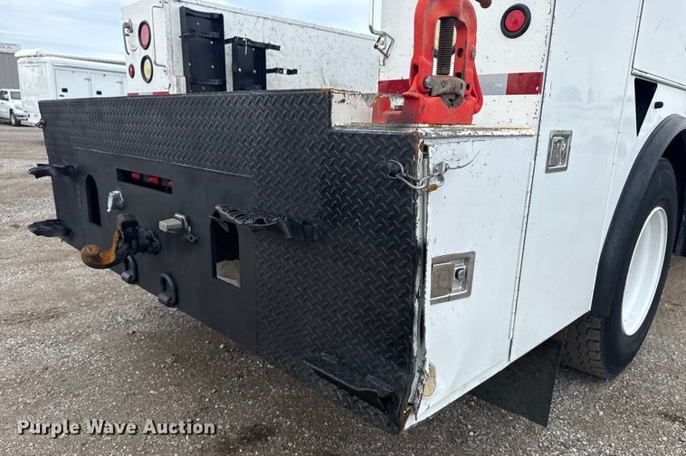 image for item NU9573 2012 Kenworth T370 utility / service truck