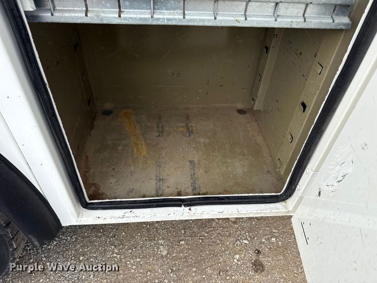 image for item NU9573 2012 Kenworth T370 utility / service truck