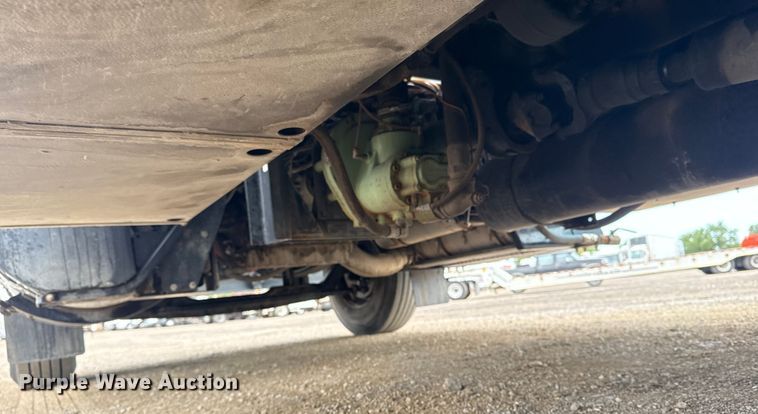 image for item NU9573 2012 Kenworth T370 utility / service truck