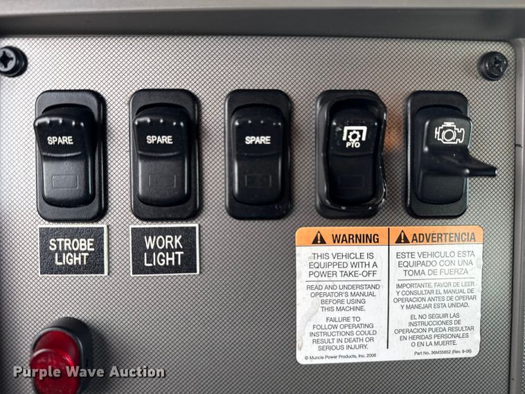 image for item NU9573 2012 Kenworth T370 utility / service truck