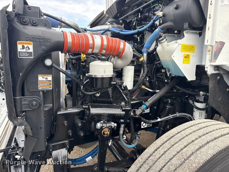 image for item NU9573 2012 Kenworth T370 utility / service truck