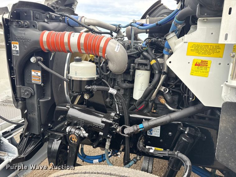 image for item NU9573 2012 Kenworth T370 utility / service truck