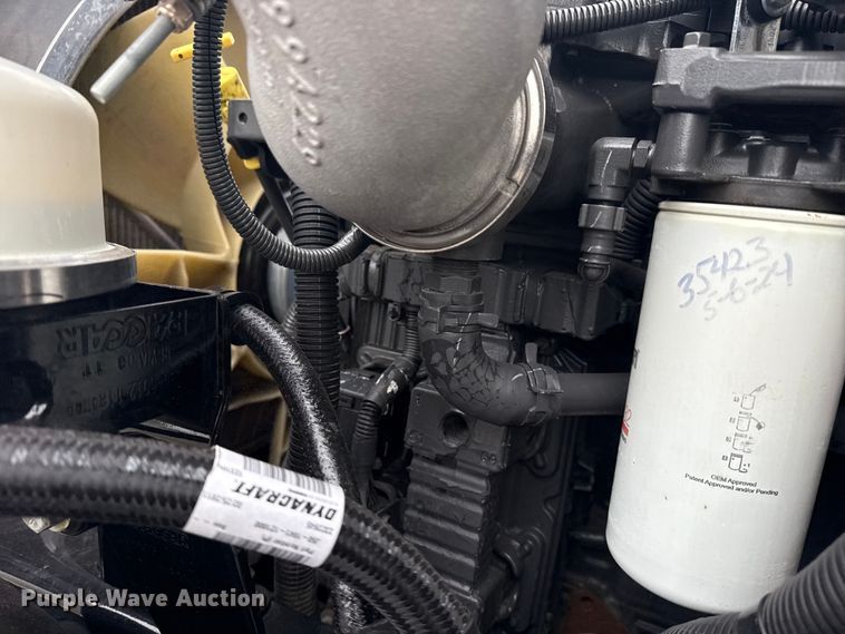 image for item NU9573 2012 Kenworth T370 utility / service truck