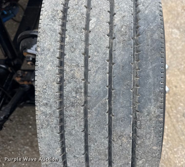 image for item NU9573 2012 Kenworth T370 utility / service truck