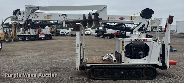 image for item NU9583 2014 SDP EZ Hauler 55M mini digger derrick