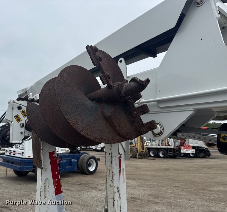 image for item NU9583 2014 SDP EZ Hauler 55M mini digger derrick