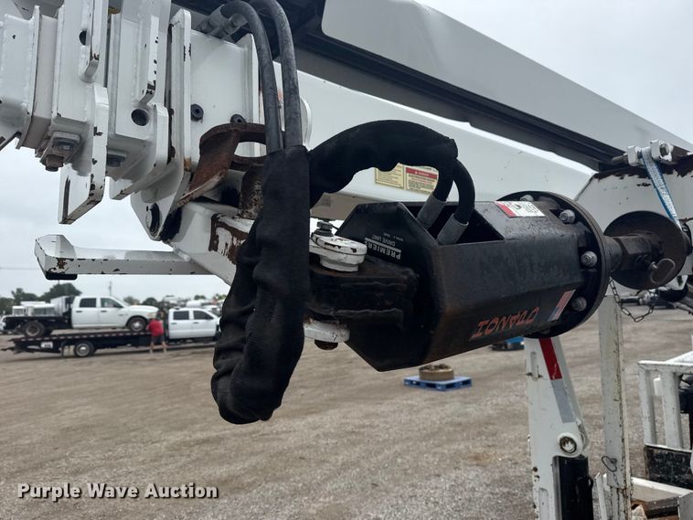 image for item NU9583 2014 SDP EZ Hauler 55M mini digger derrick