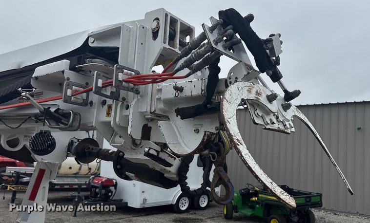 image for item NU9583 2014 SDP EZ Hauler 55M mini digger derrick