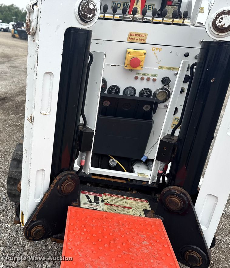 image for item NU9583 2014 SDP EZ Hauler 55M mini digger derrick