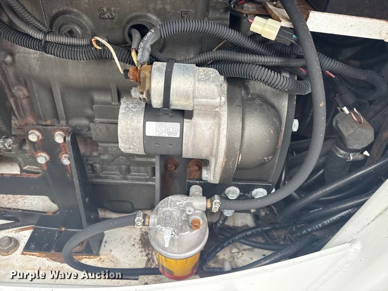 image for item NU9583 2014 SDP EZ Hauler 55M mini digger derrick