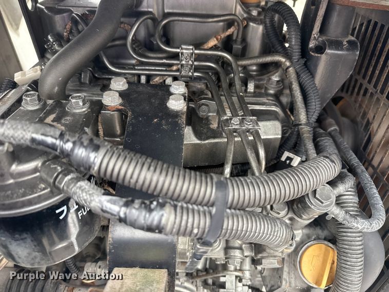 image for item NU9583 2014 SDP EZ Hauler 55M mini digger derrick